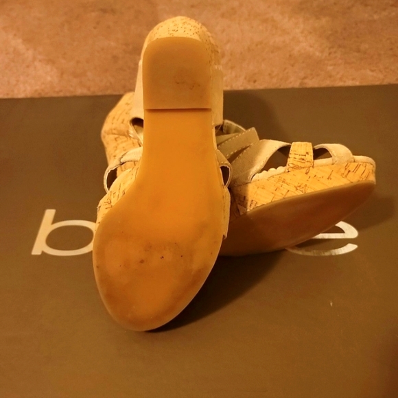 Bebe - Picture 5 of 5